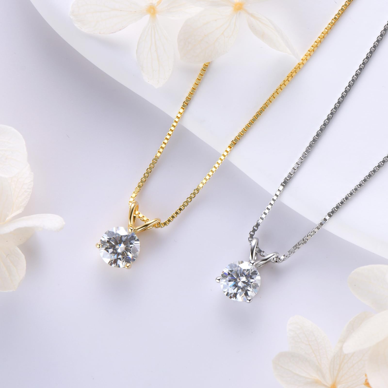 Moissanite Necklace for Women,0.1CT-12.0CT Lab Created Diamond Pendant 18K White/Yellow Gold Plated Sterling Silver Necklace Round Moissanite Pendant Diamond Solitaire Necklace Gift for Mom/Wife Moissanite Diamond Jewelry Women's Day Gift