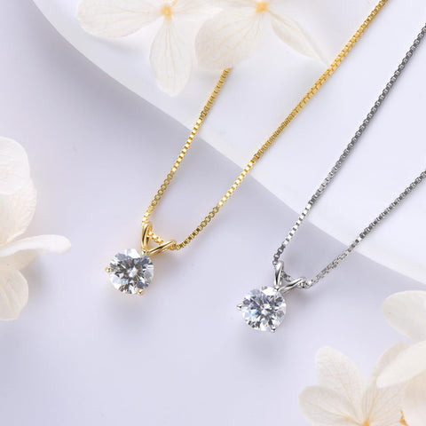 Moissanite Necklace for Women,0.1CT-12.0CT Lab Created Diamond Pendant 18K White/Yellow Gold Plated Sterling Silver Necklace Round Moissanite Pendant Diamond Solitaire Necklace Gift for Mom/Wife Moissanite Diamond Jewelry Women's Day Gift